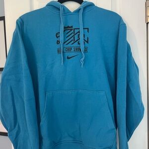Nike Blue Sweatshirt Hoodie Vibrant Design